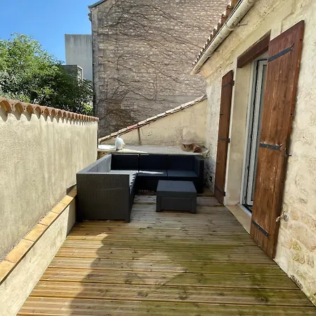 Appartement En Hyper Centre D Angouleme Avec Superbe Terrasse Exterieure Angoulême